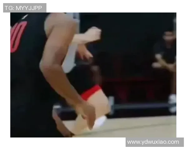 感觉回来了！崔永熙球场康复训练更新 用受伤的左脚第1次发力扣篮